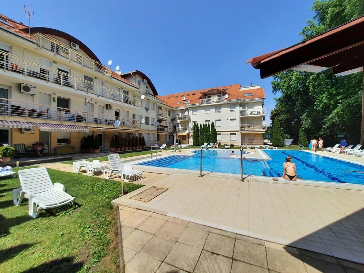 Hajduszoboszlo Toscana Panorama Buitenkant foto